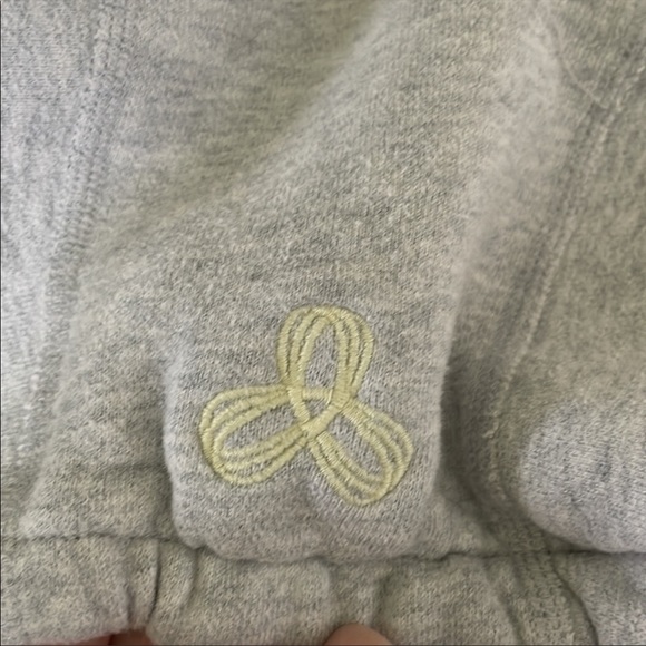 TNA Baltic hoodie lot - Picture 4 of 16